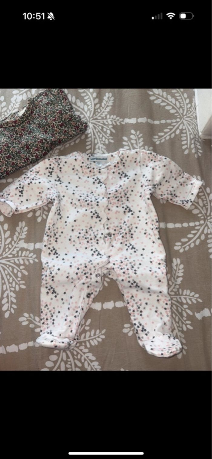 Lot pyjama 1 mois - photo numéro 3
