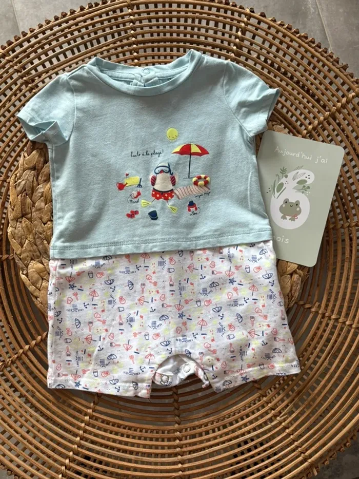 Combinaison courte de la marque, sergent Major en taille six mois