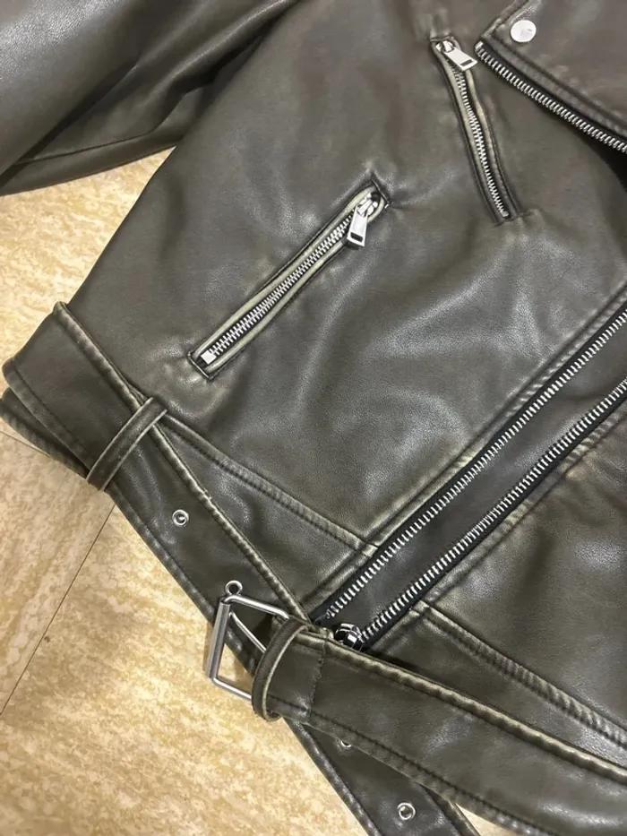 Veste en cuir Zara xs - photo numéro 3