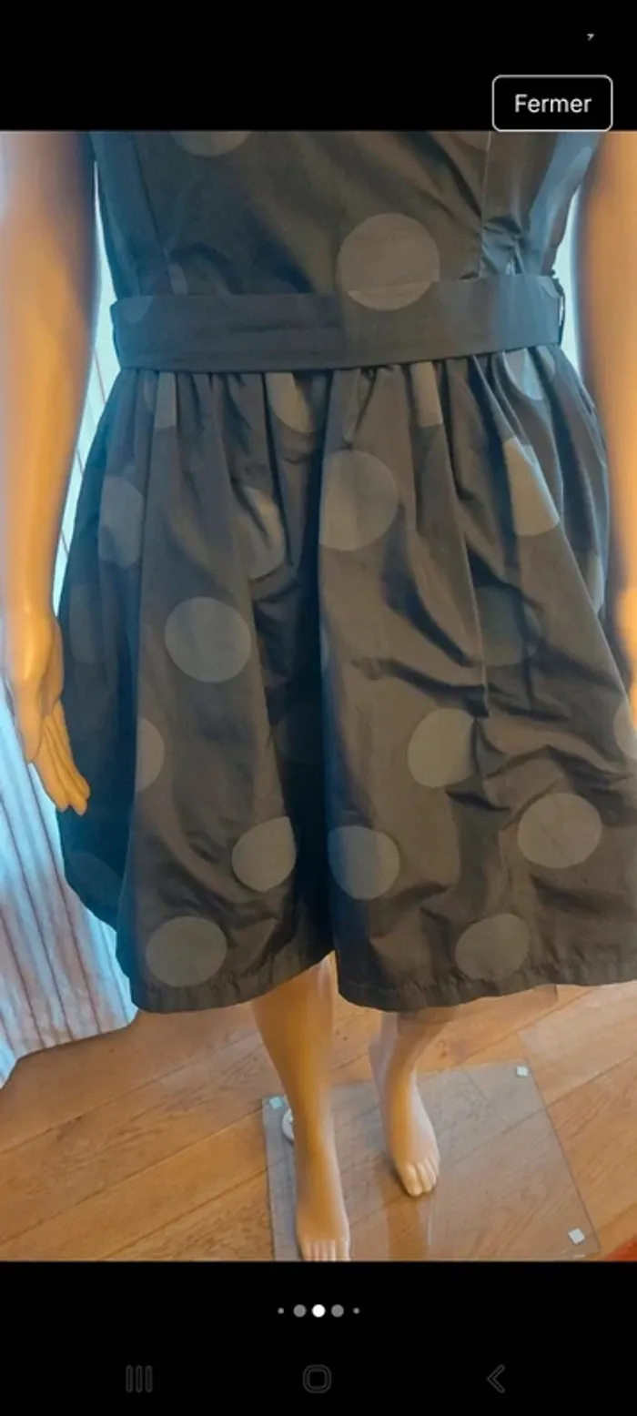 Robe Naf Naf noire avec jupon fr42 parfait état - photo numéro 5