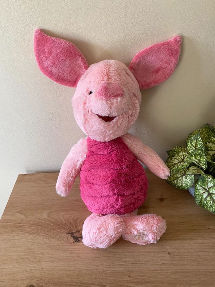 Doudou peluche cochon rose porcinet Disneyland