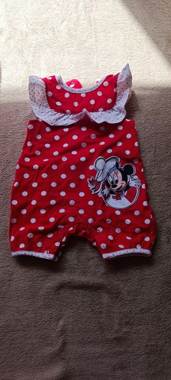 Combinaison disney 3 mois