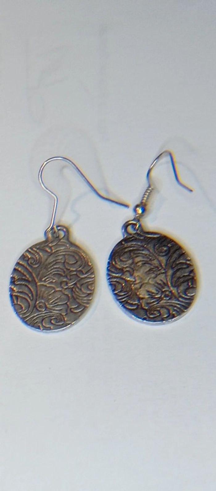 Boucles d'oreilles plates - photo numéro 4