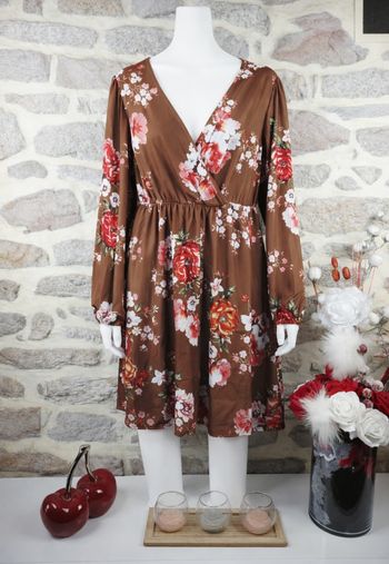 Robe douceur florale marron chocolat et multicolore Femme taille 54 marque Asos 🌺 
