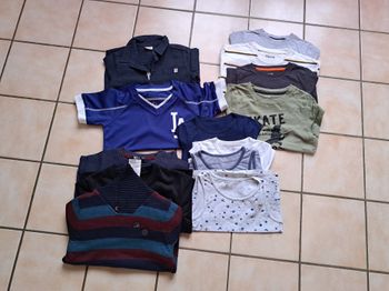 Lot de vêtements garçon taille 5 ans