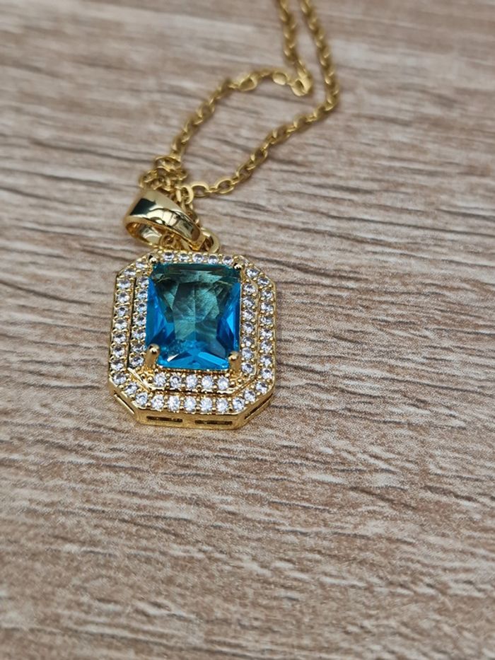Collier Acier Doré Pendentif Pierre Bleue Cristal - photo numéro 12