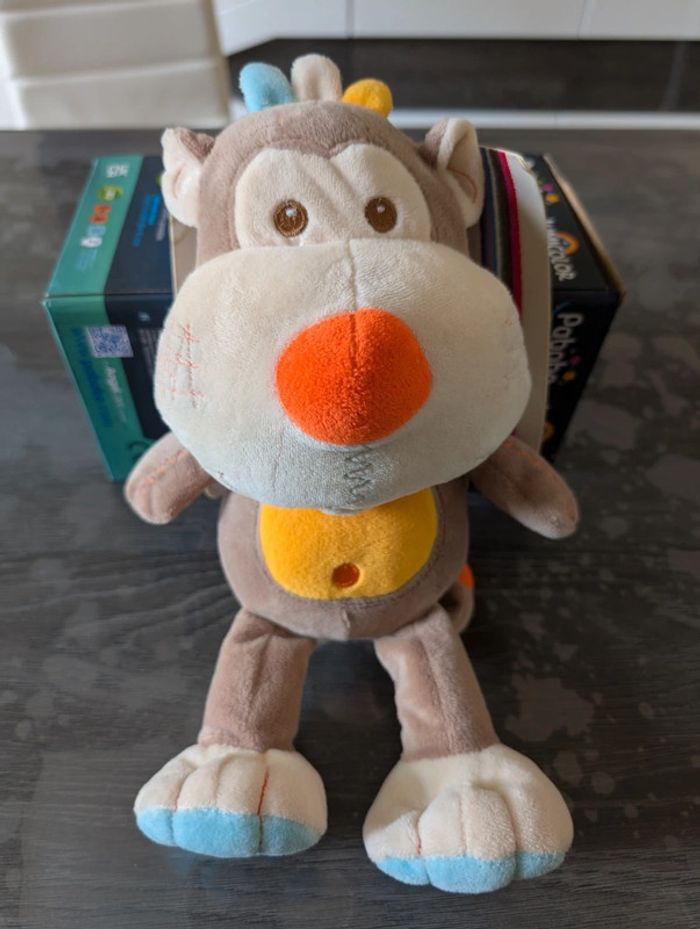 Boubou le singe "Les bellodoux" Peluche 30 cm