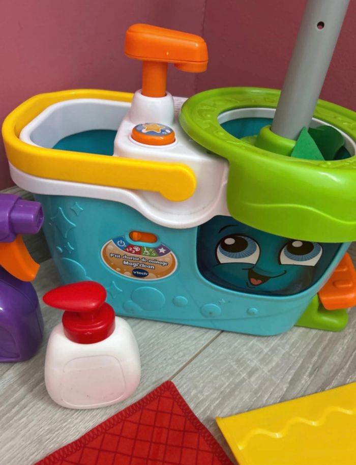 P’tit chariot de ménage Magi’clean VTech - photo numéro 2