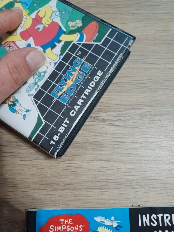 The Simpsons- Bart Vs. The Space Mutant - Sega Megadrive - photo numéro 3