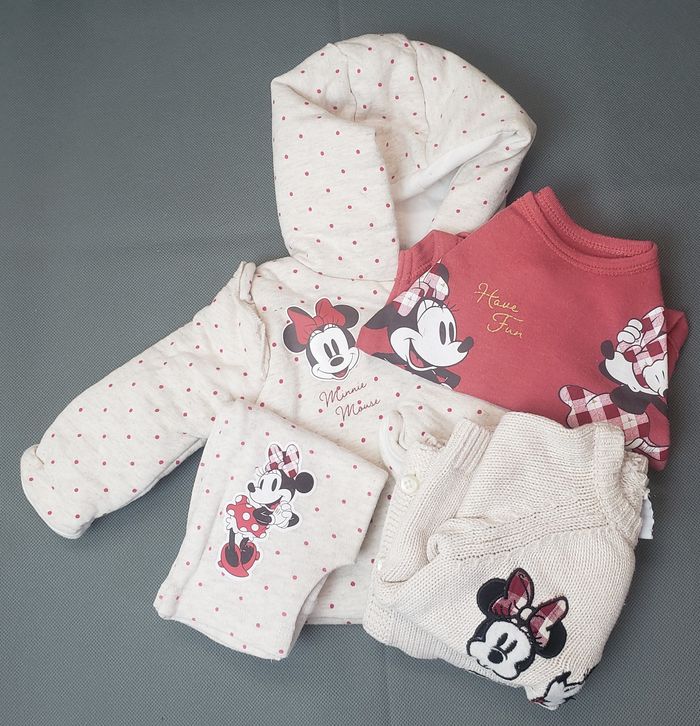 ensemble bébé Minnie