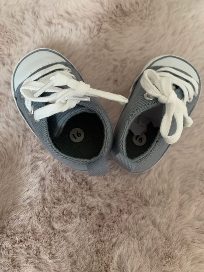 Lot chaussure bébé - photo numéro 5