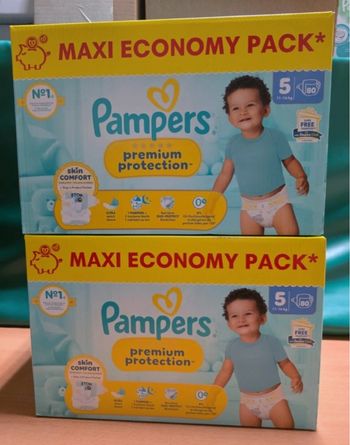 2 cartons de couches Pampers premium taille 5