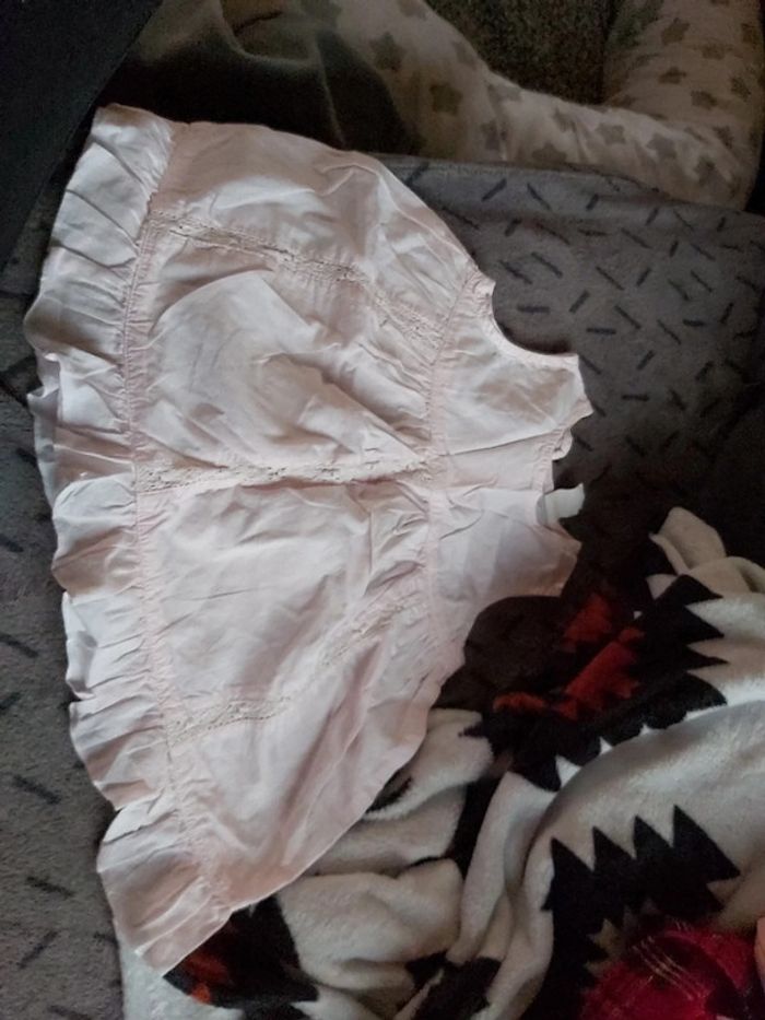 Robe h&m taille 74cm 6/9mois - photo numéro 2