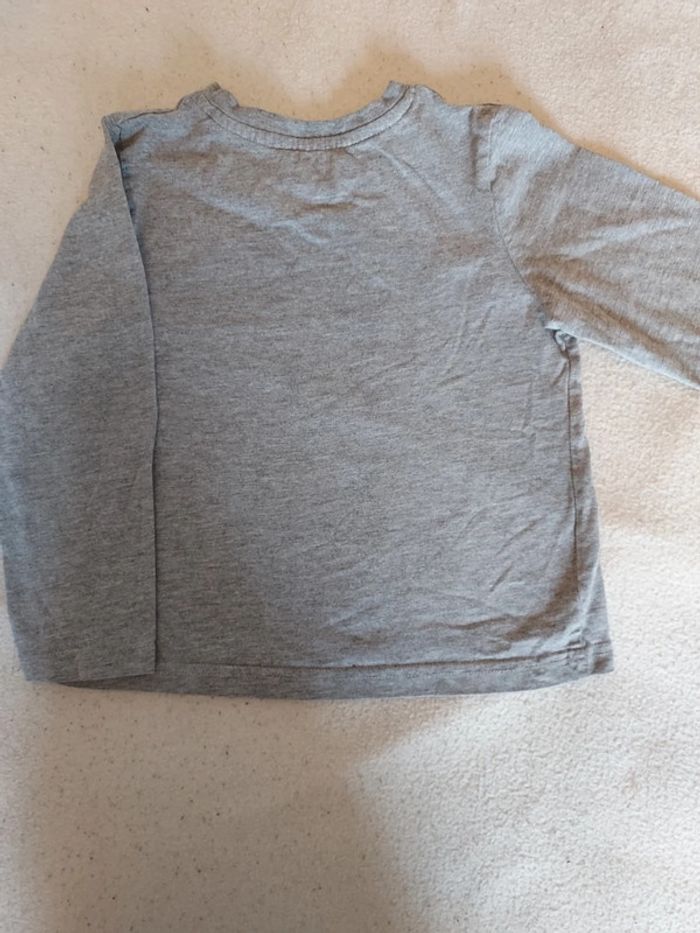 T-shirt gris - photo numéro 2