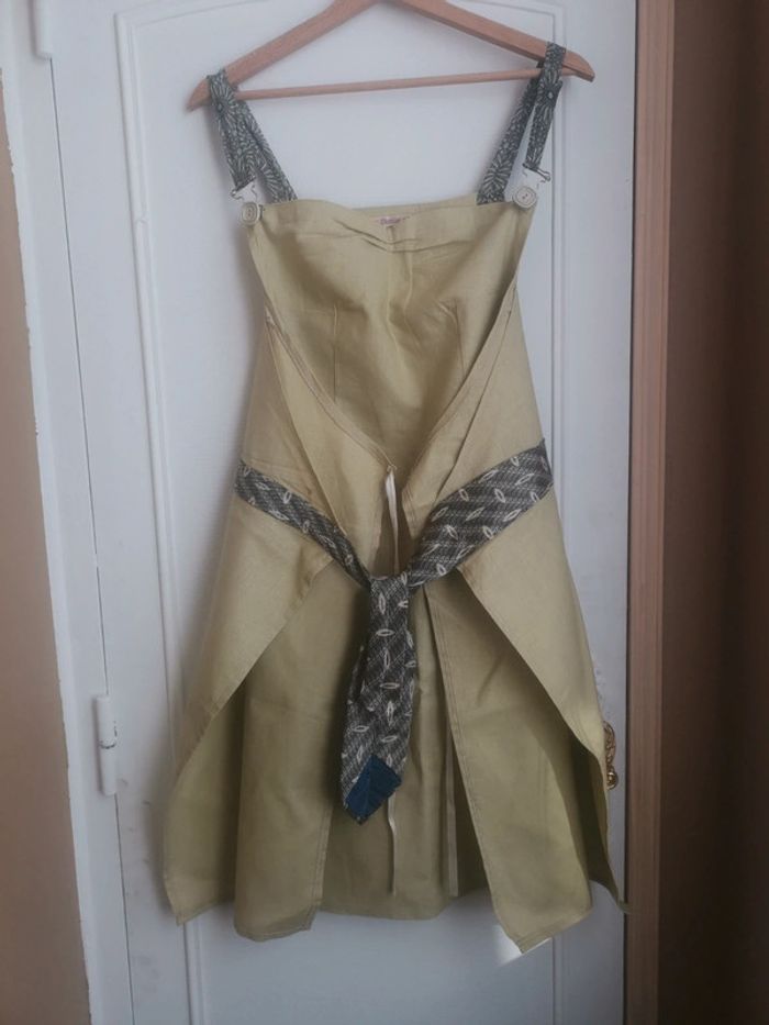 Robe tablier artisanal.e de créatrice (Denise) - photo numéro 2