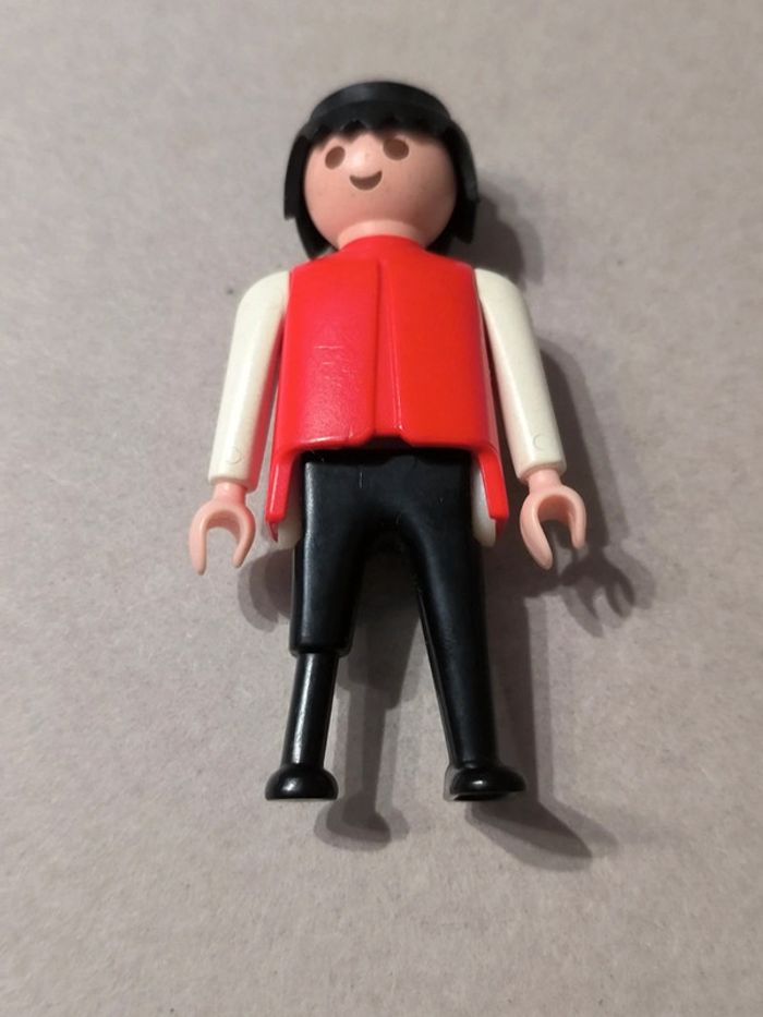 Playmobil vintage pirate rouge blanc noir jambe de bois