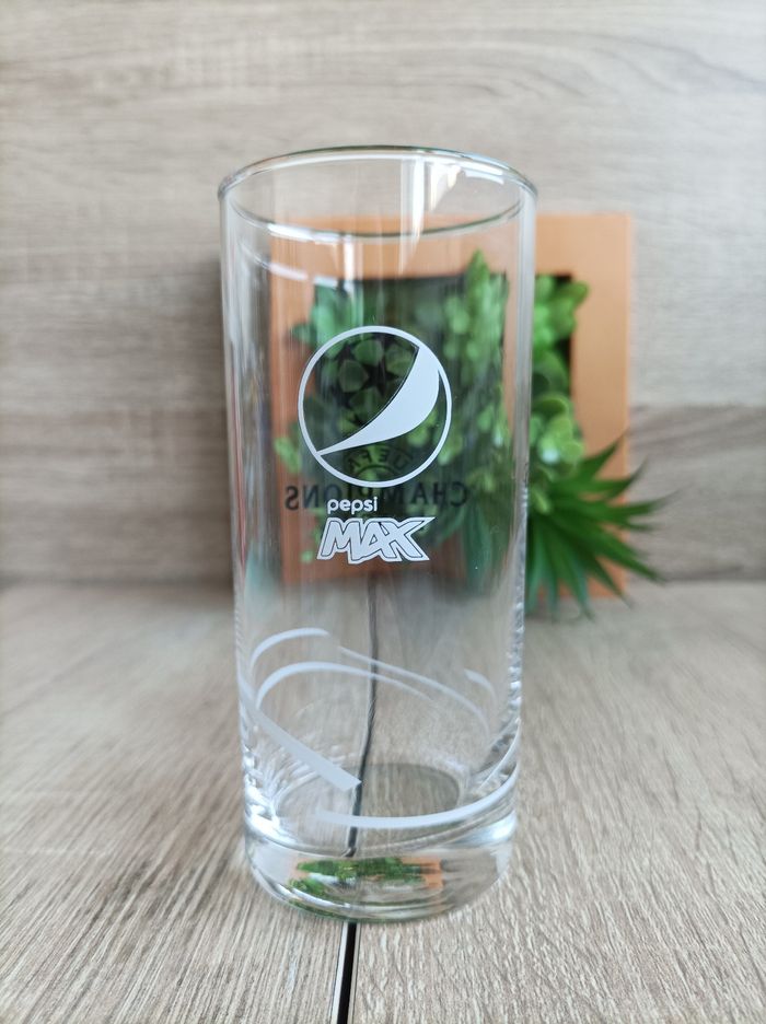 Verre Pepsi Max Champions League - photo numéro 2
