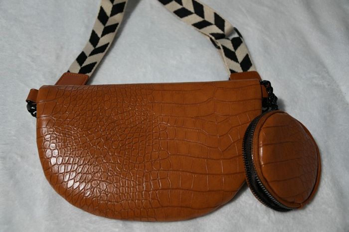 Sac banane en bandoulière - photo numéro 10
