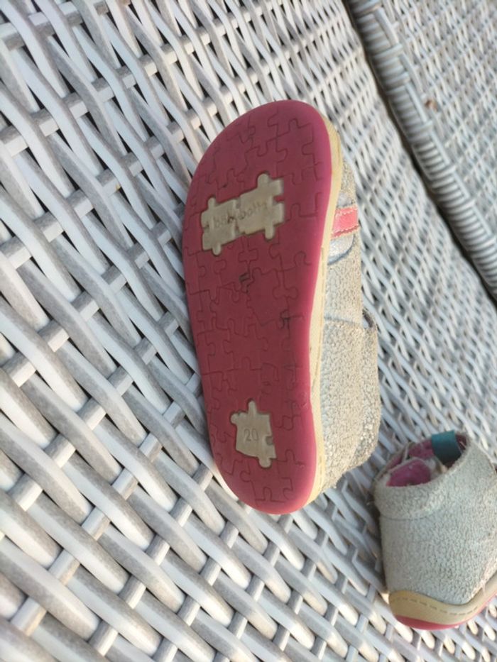 Chaussures gris et rose pointure 20 - photo numéro 4