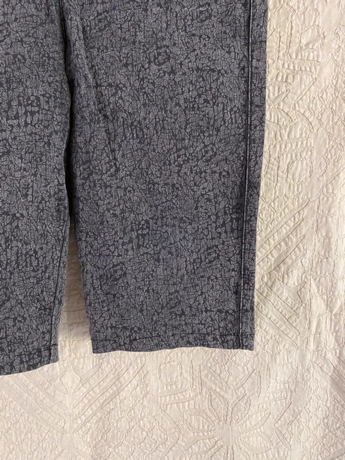 Short gris et noir élastiqué - photo numéro 2