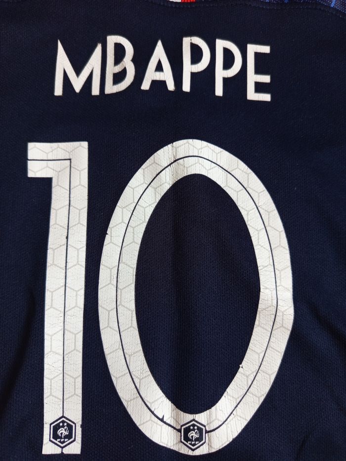 T shirt Mbappé 🇫🇷 ⭐⭐ - photo numéro 5