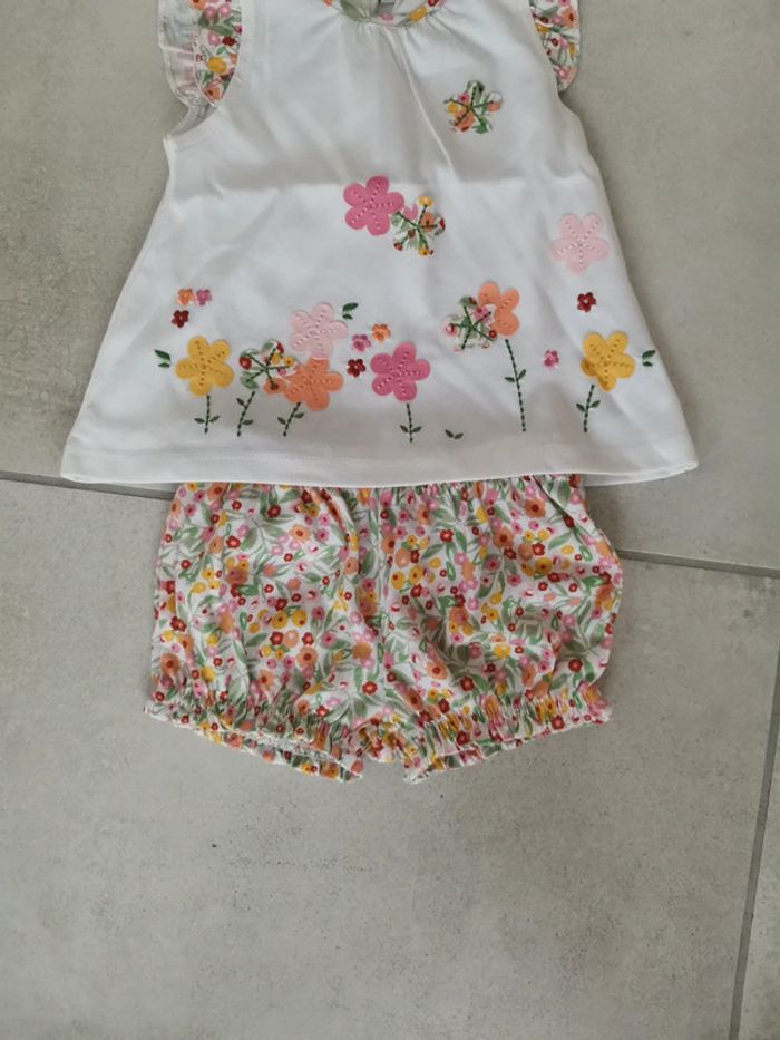 Ensemble fleuri - photo numéro 2