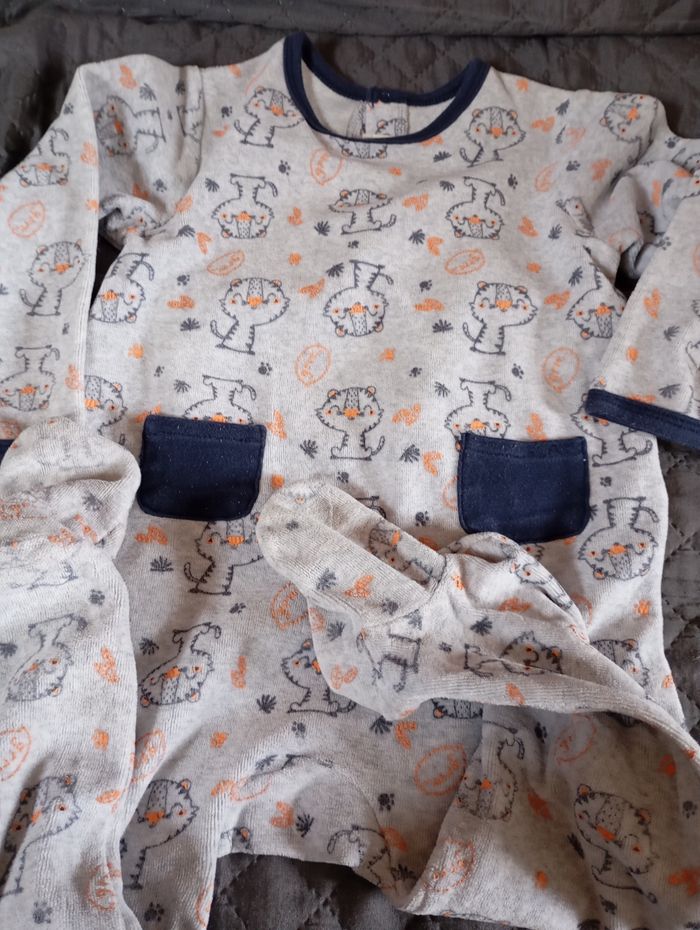 Pyjama 1 pièce 2 ans