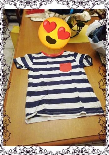 T-shirt blanc à rayures garçon 8 ans