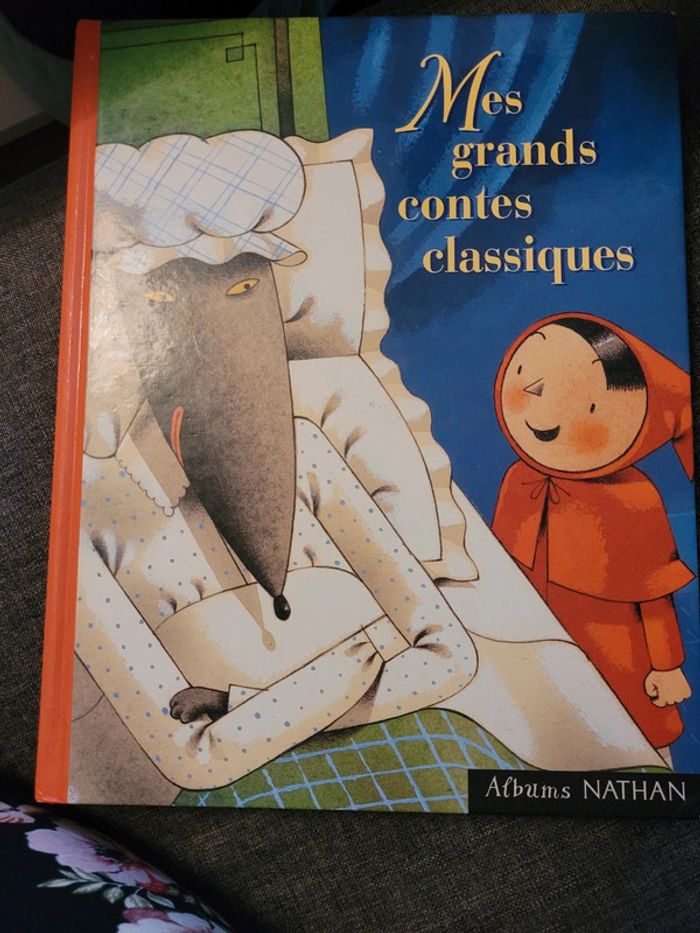Livre contes classiques