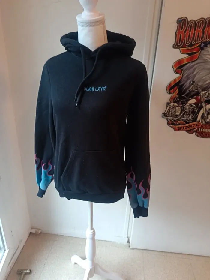 Sweat avec capuche