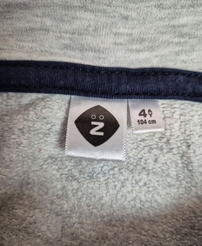 Pull Z 4 ans gris chiné – parfait pour l’automne 🍂 tout doux et impeccable ! - photo numéro 3