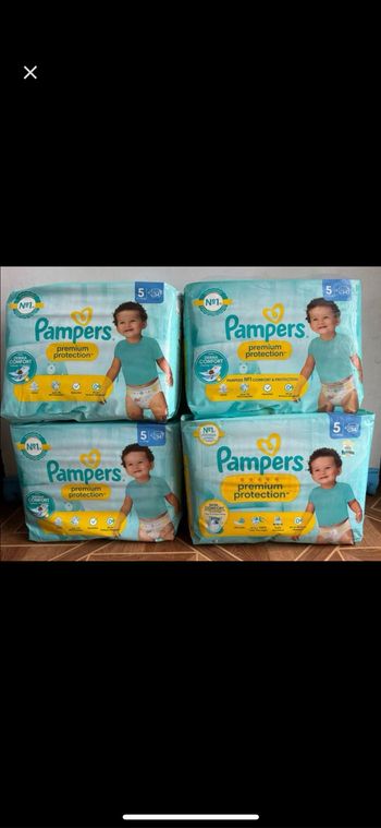 136 couches Pampers harmonie taille 5