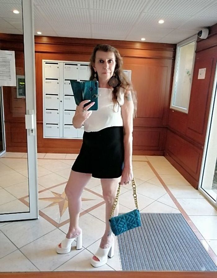 Combishort Naf Naf ( dos chic sympa)