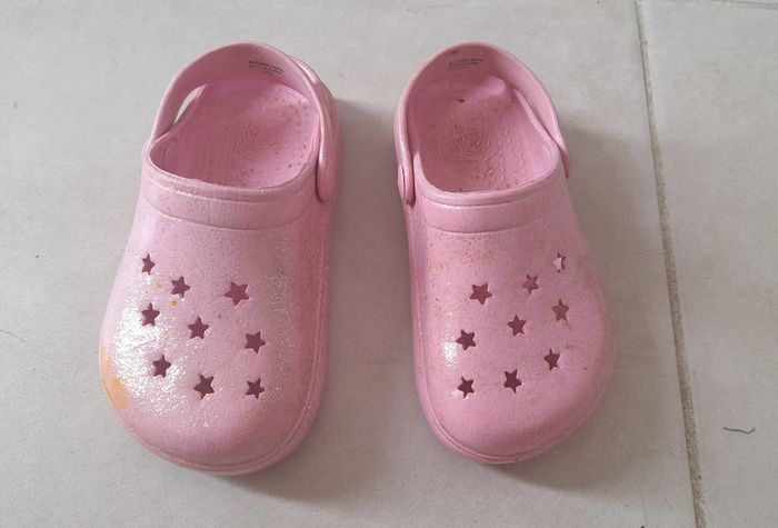 Crocs rose à paillettes