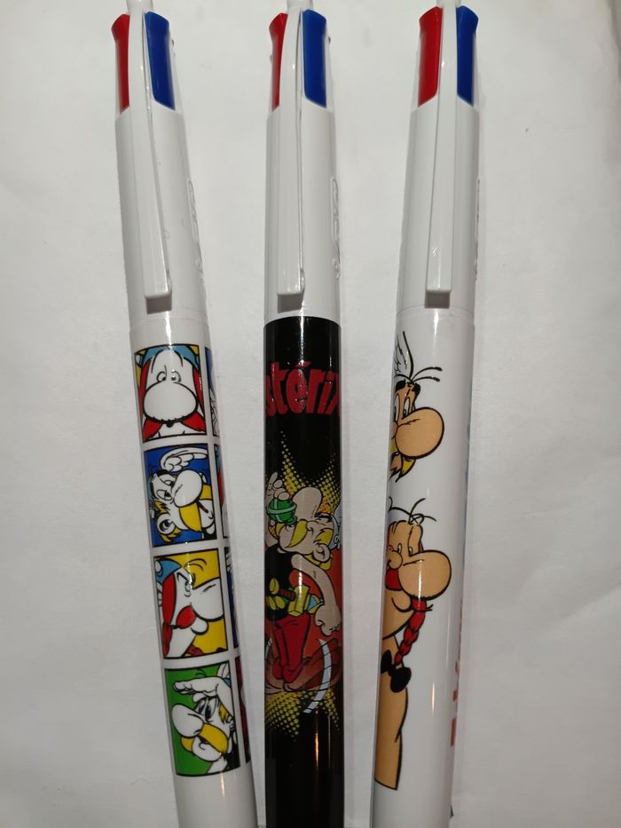 Stylos BIC 4 colours a collectionner Edition Astérix et obélix- neufs - photo numéro 4
