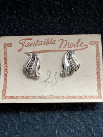 Boucles d'oreilles années 60