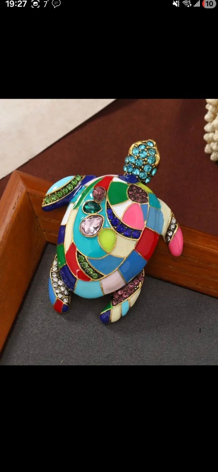 Broche tortue multicolore chic - photo numéro 2