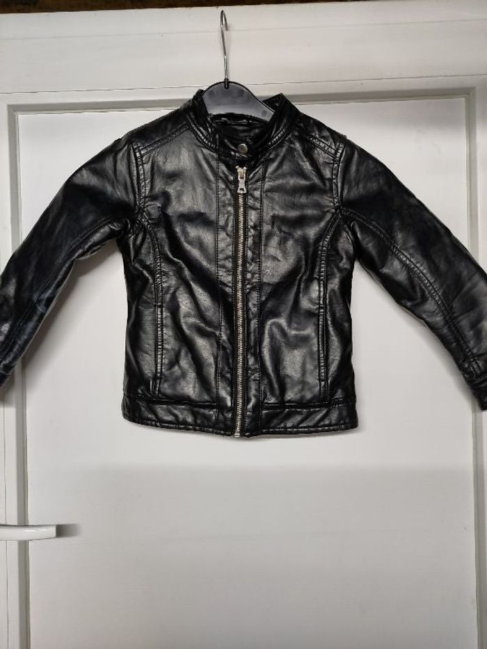 veste simili cuir noire 6 ans In Extenso