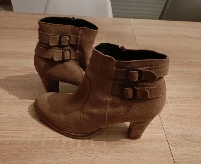 Botte talon daim