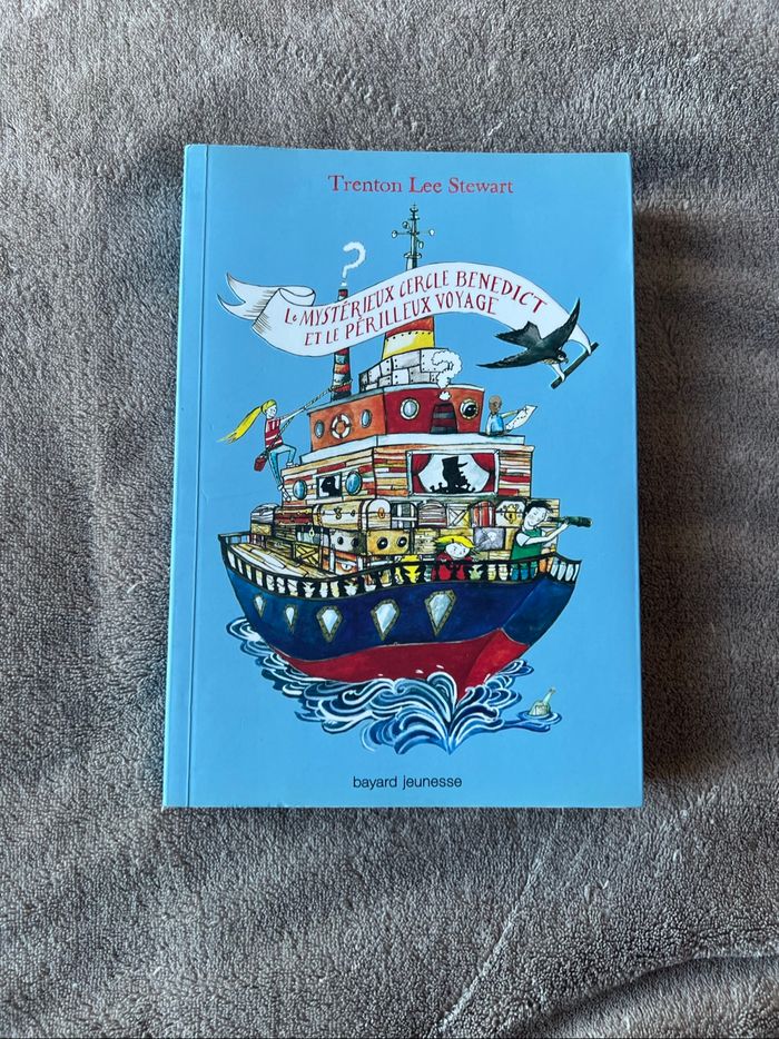 Livre le mystérieux cercle benedict et le perrieux voyage par Trenton Lee Stewart