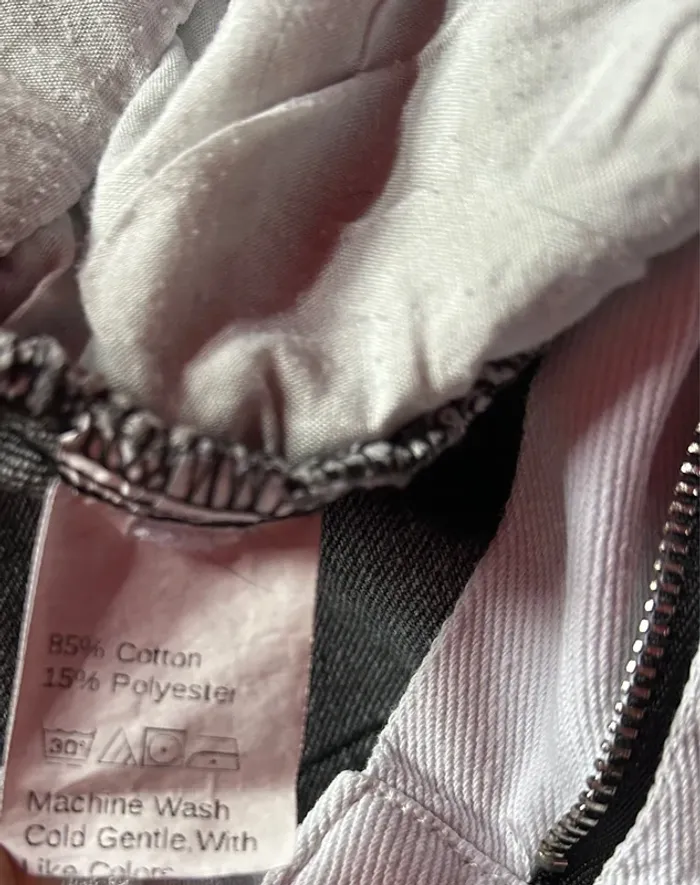 Jean bicolore blanc et noir shein XS - photo numéro 4