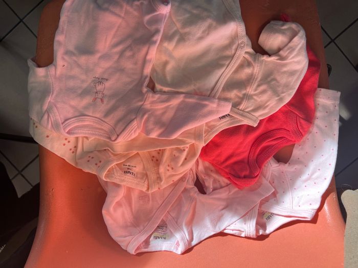 Lots bodys - photo numéro 2