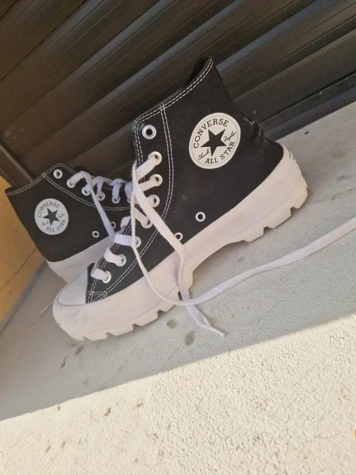 Converse Chuck Taylor all star noir taille 40 tres bon etat - photo numéro 2