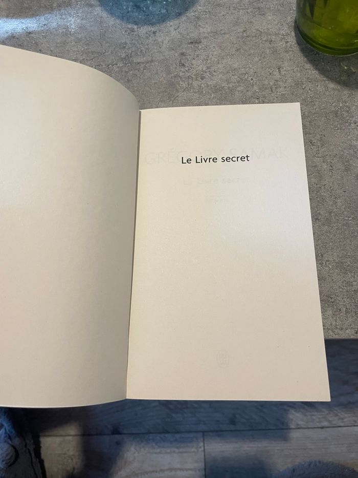 Le livre Secret – Grégory Samak - photo numéro 3
