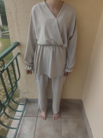 Ensemble beige
