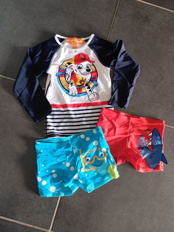 Lot maillots de bain 