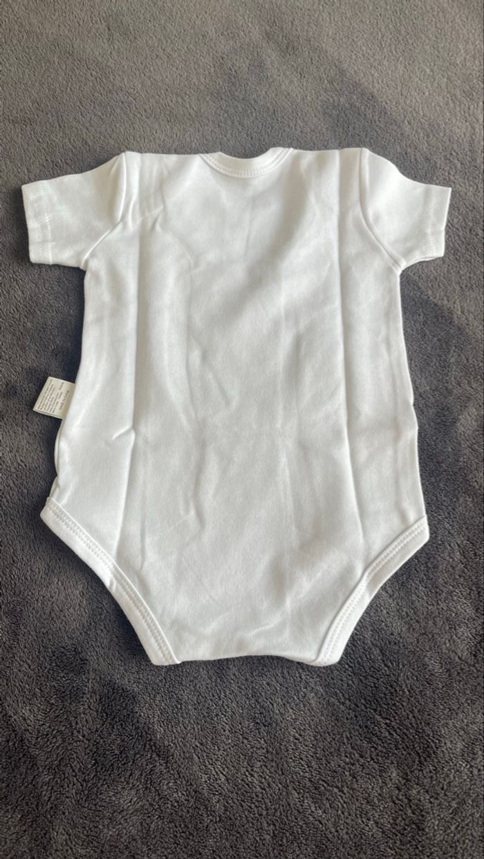 Body bébé - photo numéro 3