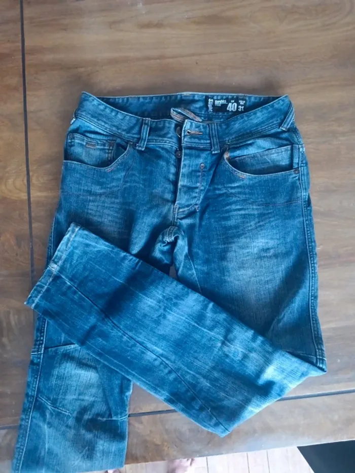 Jeans bershka slight T:40 31 - photo numéro 5