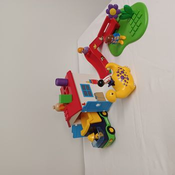 Lot garage + aire de jeux playmobil 123