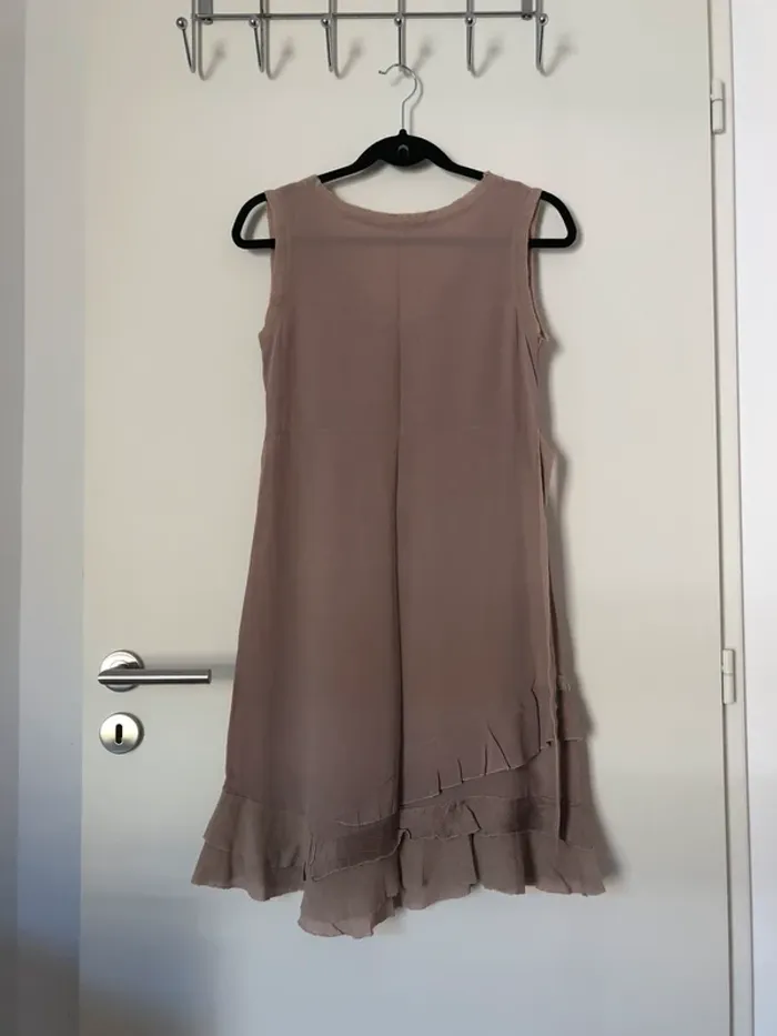Robe en soie beige rosé La Féee Maraboutée taille 38 neuve - photo numéro 7